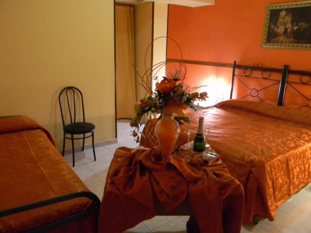 Hotel Mi.Ro. Casalnuovo Di Napoli Værelse billede